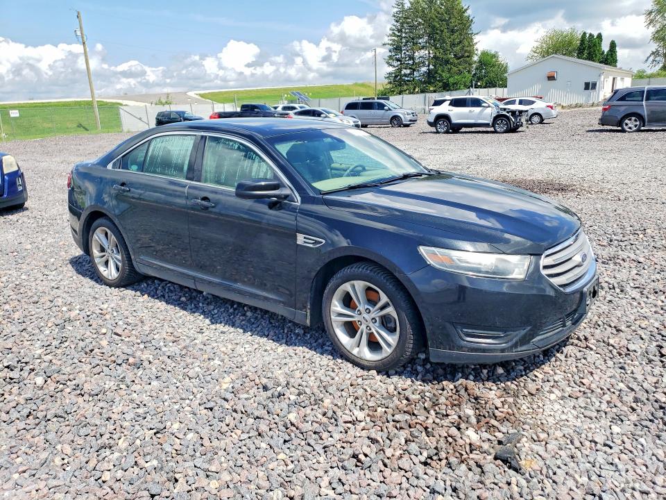 Photo 4 from auction – 2015 FORD TAURUS with VIN 1FAHP2E82FG169497