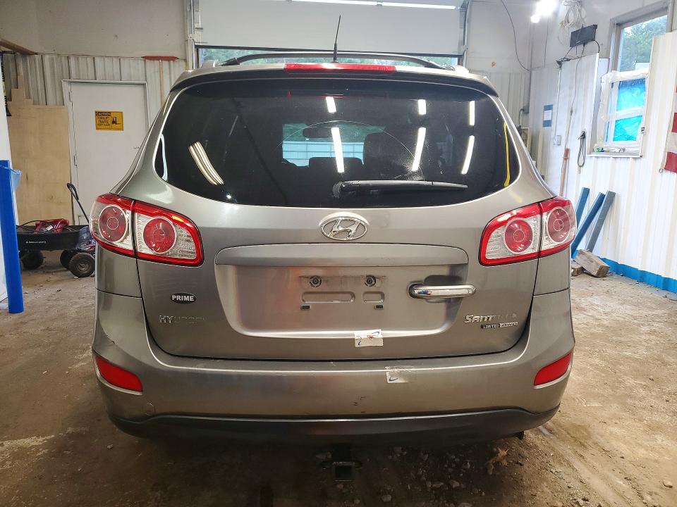 Photo 6 from auction – 2011 HYUNDAI SANTA FE with VIN 5XYZKDAG7BG041131