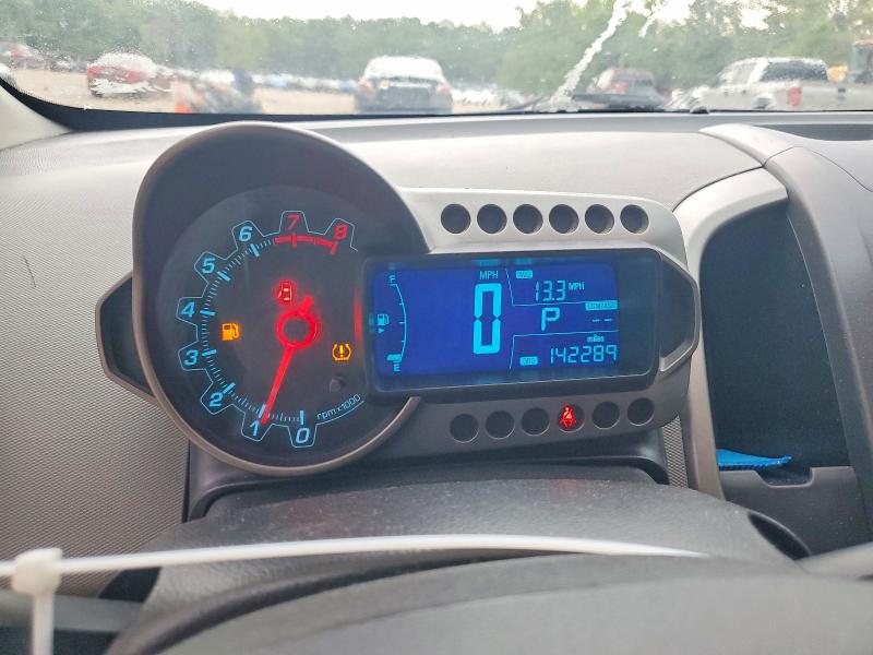 Photo 9 from auction – 2015 CHEVROLET SONIC with VIN 1G1JC6SB4F4114672