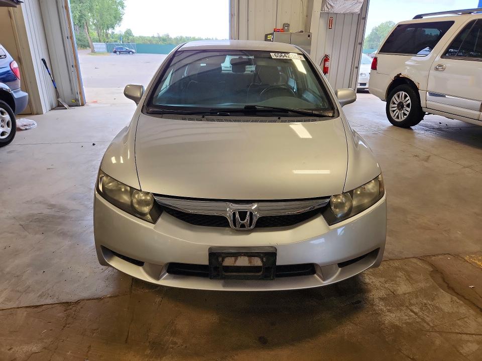 Photo 5 from auction – 2011 HONDA CIVIC with VIN 19XFA1F59BE030558