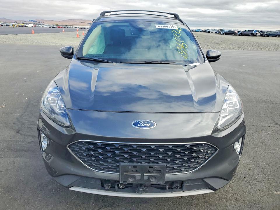 Photo 5 from auction – 2020 FORD ESCAPE with VIN 1FMCU0DZ8LUA10181