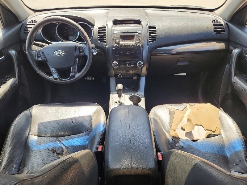 Photo 8 from auction – 2012 KIA SORENTO with VIN 5XYKU4A20BG002073