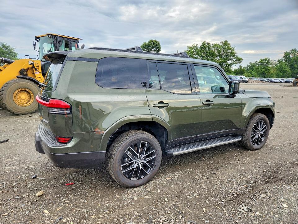 Photo 3 from auction – 2024 LEXUS GX 550 with VIN JTJTBCDX6R5024168