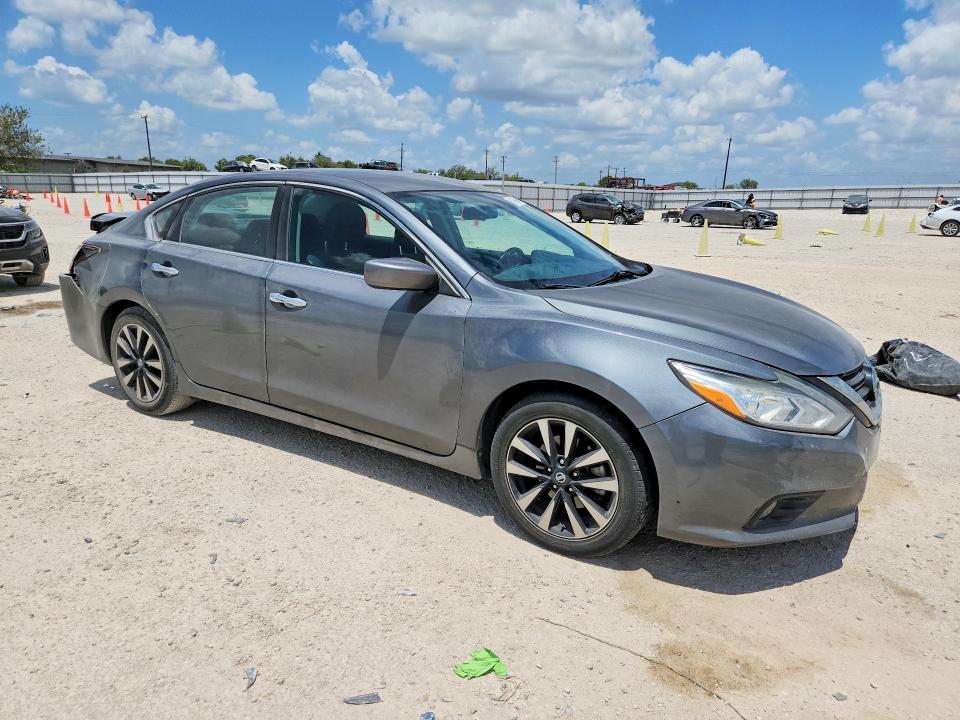 Photo 4 from auction – 2018 NISSAN ALTIMA with VIN 1N4AL3AP8JC265747