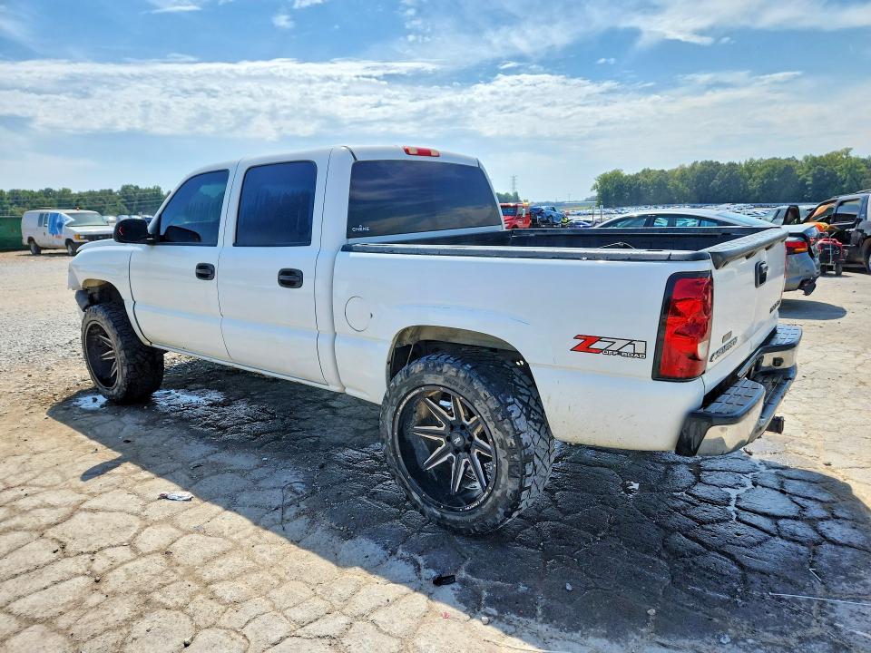 Photo 2 from auction – 2005 CHEVROLET SILVERADO with VIN 2GCEK13T051347920