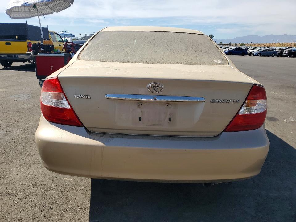 Photo 6 from auction – 2003 TOYOTA CAMRY with VIN 4T1BE32K73U200621