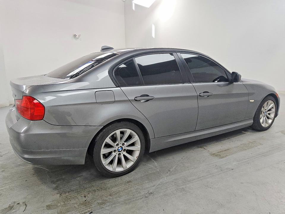 Фото 3 с аукциона – 2011 BMW 328 с VIN WBAPH5G56BNM73913