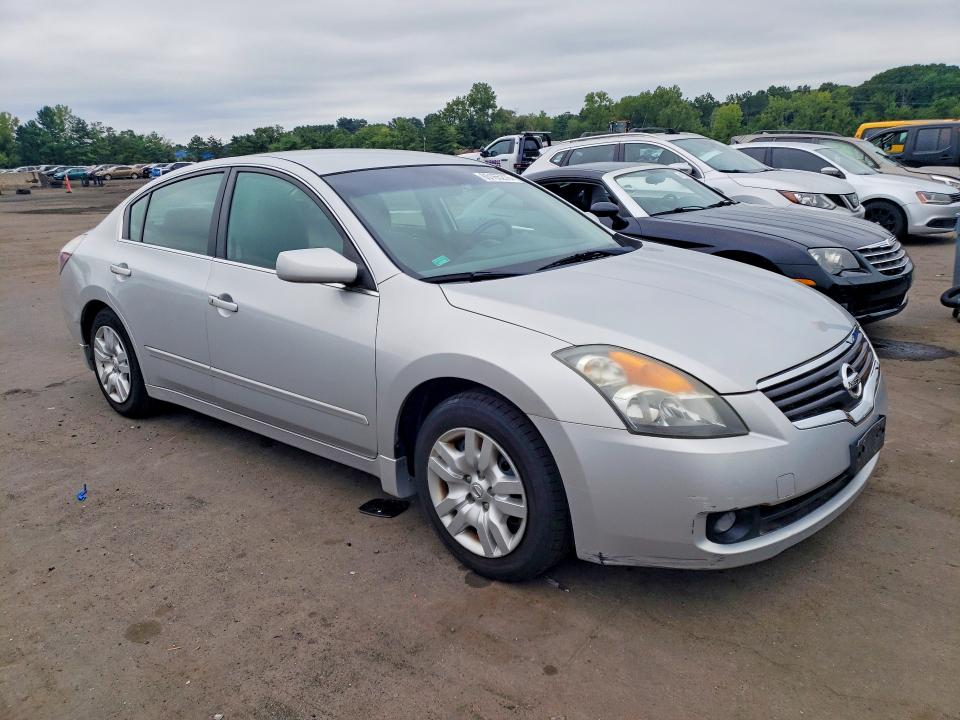 Photo 4 from auction – 2009 NISSAN ALTIMA with VIN 1N4AL21E79N457086