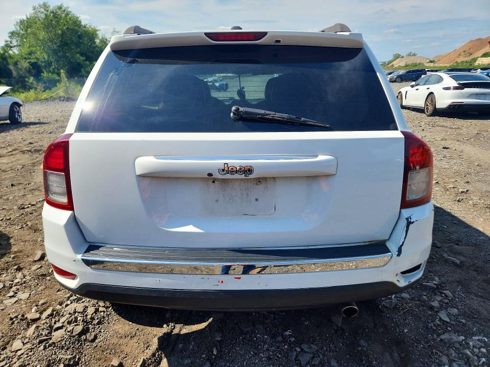 Photo 6 from auction – 2017 JEEP COMPASS with VIN 1C4NJDEB4HD112339