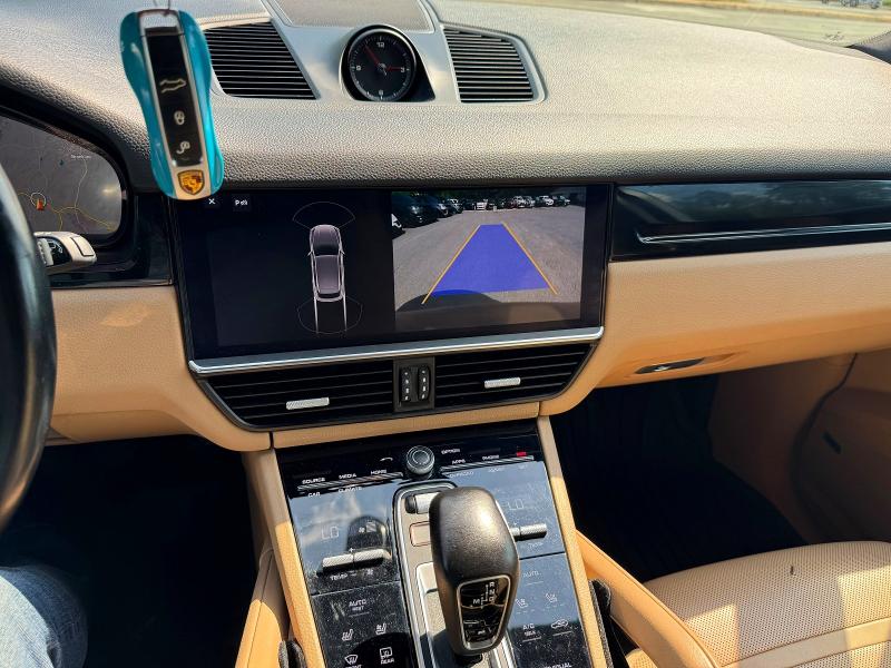 Photo 10 from auction – 2019 PORSCHE CAYENNE with VIN WP1AA2AYXKDA03869