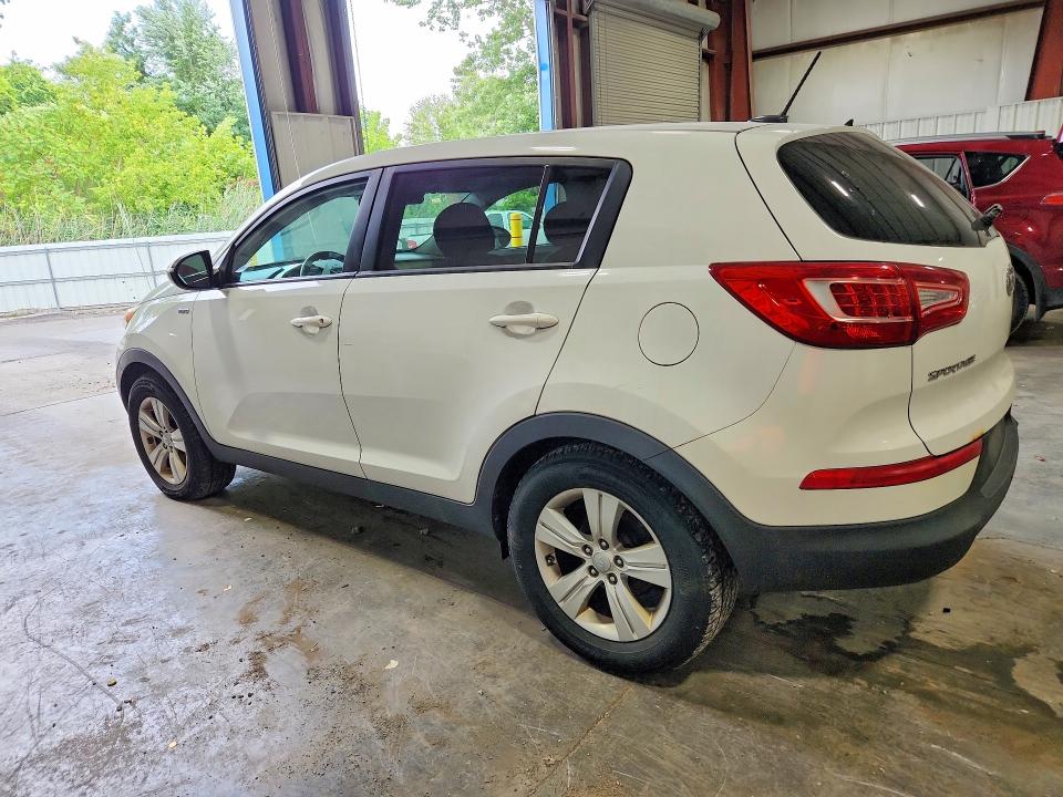Photo 2 from auction – 2012 KIA SPORTAGE with VIN KNDPBCA29C7233106