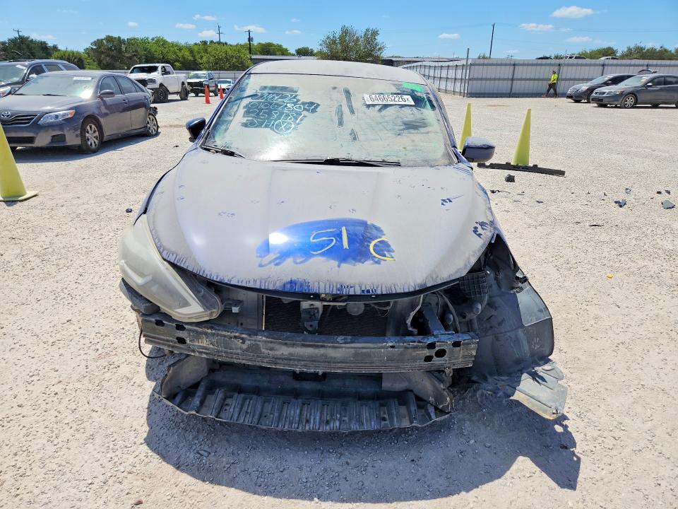 Photo 5 from auction – 2017 NISSAN SENTRA with VIN 3N1AB7AP3HY258181