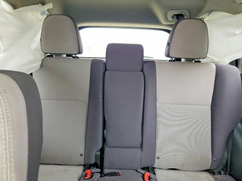 Photo 10 from auction – 2014 TOYOTA RAV4 with VIN 2T3RFREV8EW228443