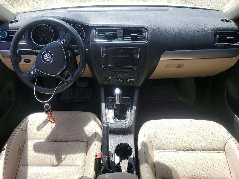 Photo 8 from auction – 2017 VOLKSWAGEN JETTA with VIN 3VWDB7AJ9HM376908