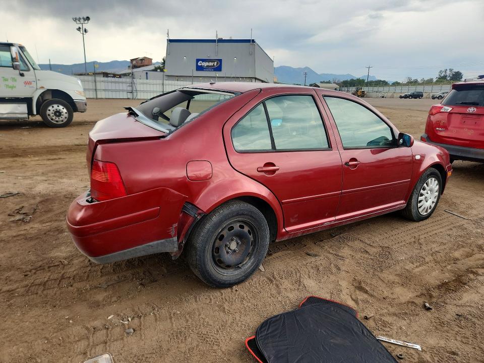 Photo 3 from auction – 2000 VOLKSWAGEN JETTA with VIN 3VWSA29M5YM012707