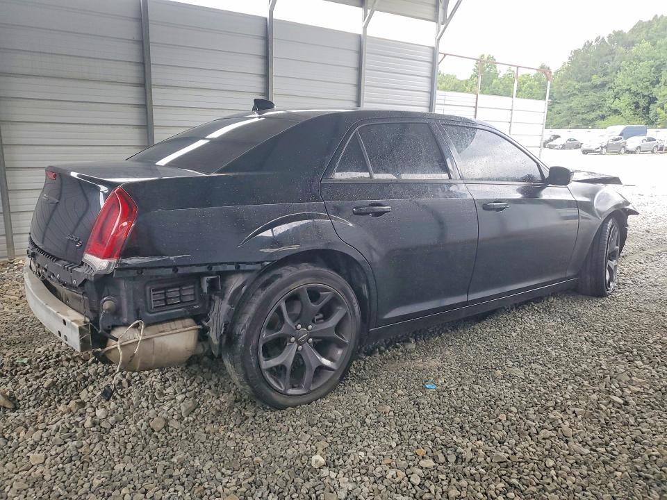 Photo 3 from auction – 2021 CHRYSLER 300 with VIN 2C3CCABG2MH620181