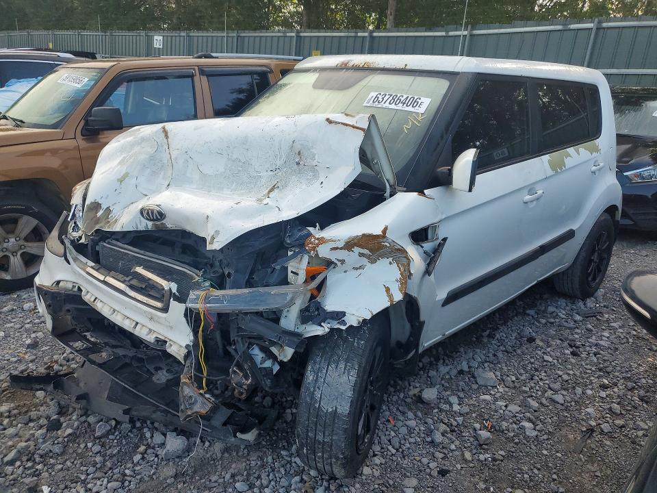 KIA SOUL 2013 with VIN KNDJT2A58D7569192 - Photo from auction