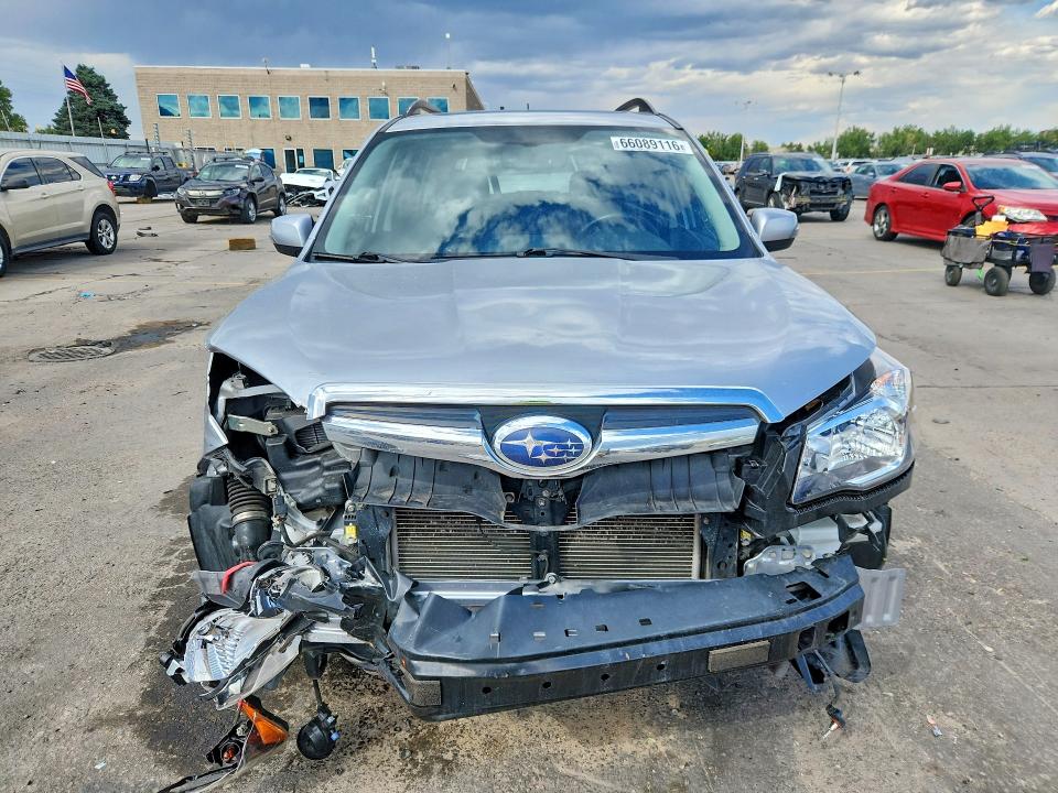 Фото 5 с аукциона – 2014 SUBARU FORESTER с VIN JF2SJGMCXEH408602