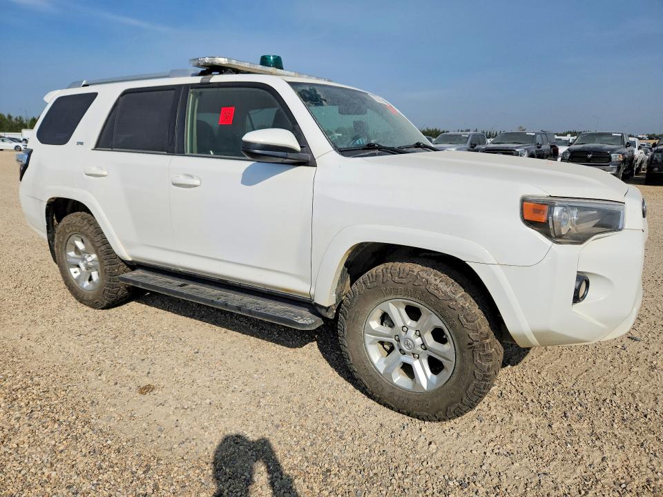 Photo 4 from auction – 2015 TOYOTA 4RUNNER with VIN JTEBU5JR1F5241791