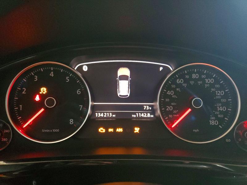 Photo 9 from auction – 2012 VOLKSWAGEN TOUAREG with VIN WVGFF9BP6CD000651
