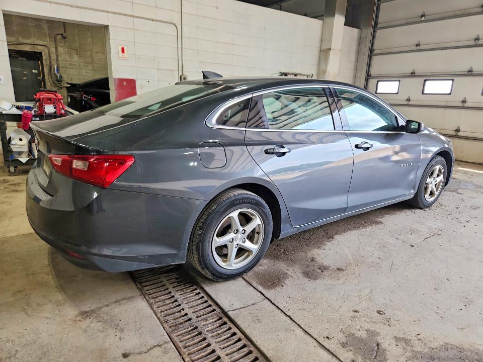 Photo 3 from auction – 2017 CHEVROLET MALIBU with VIN 1G1ZB5ST2HF208713