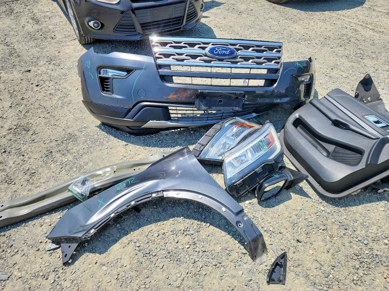 Photo 13 from auction – 2018 FORD EXPLORER with VIN 1FM5K8D82JGA45542