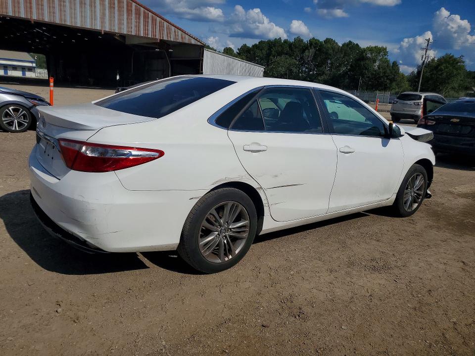 Photo 3 from auction – 2017 TOYOTA CAMRY with VIN 4T1BF1FK9HU453684