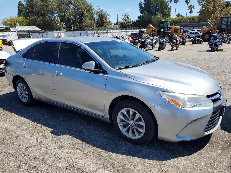Photo 4 from auction – 2017 TOYOTA CAMRY with VIN 4T1BF1FK0HU444596