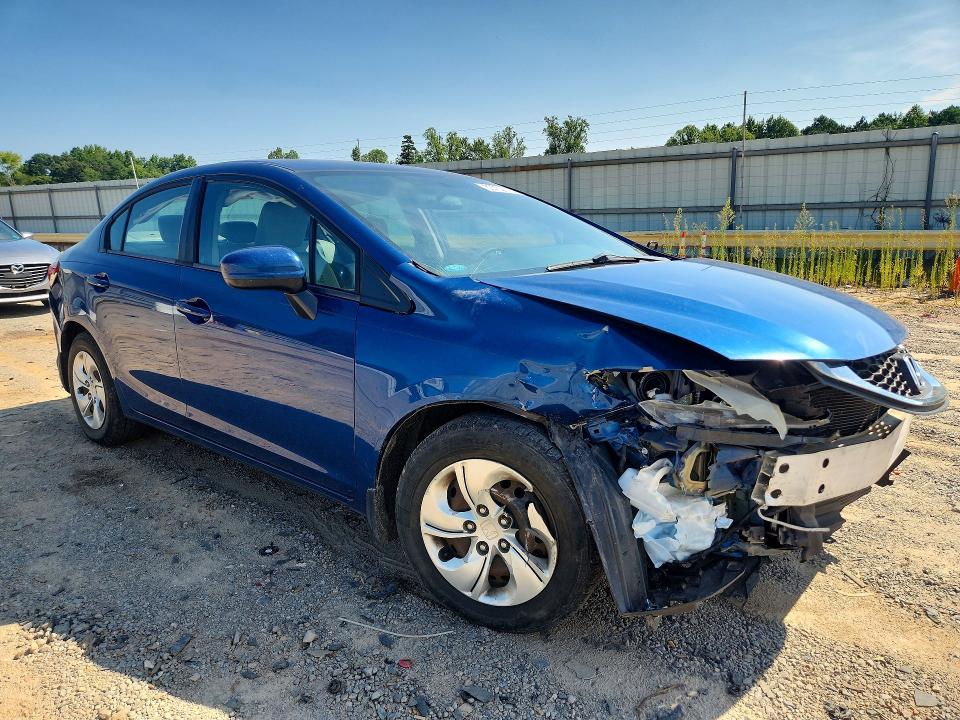 Photo 4 from auction – 2015 HONDA CIVIC with VIN 2HGFB2F59FH539158