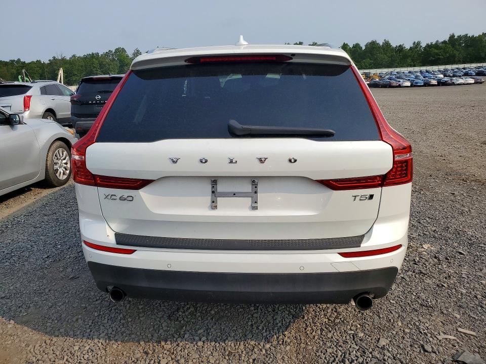 Zdjęcie 6 z aukcji – 2019 VOLVO XC60 z VIN LYV102RK2KB214501