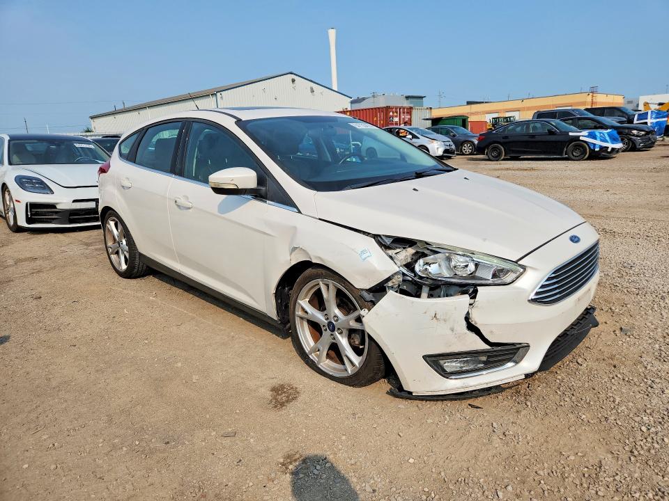 Photo 4 from auction – 2015 FORD FOCUS with VIN 1FADP3N23FL377816
