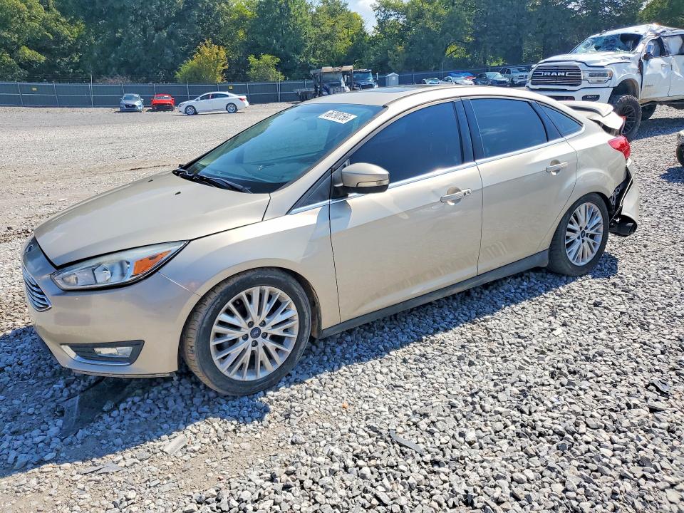 FORD FOCUS 2018 with VIN 1FADP3J27JL252056 - Photo from auction