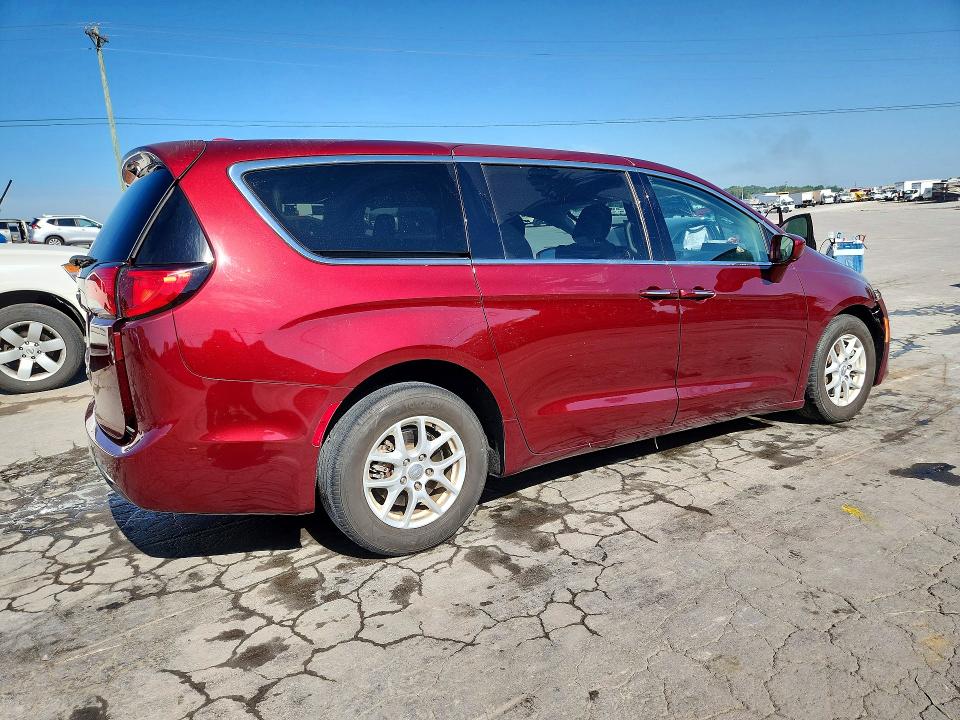 Photo 3 from auction – 2020 CHRYSLER PACIFICA with VIN 2C4RC1FG0LR123784