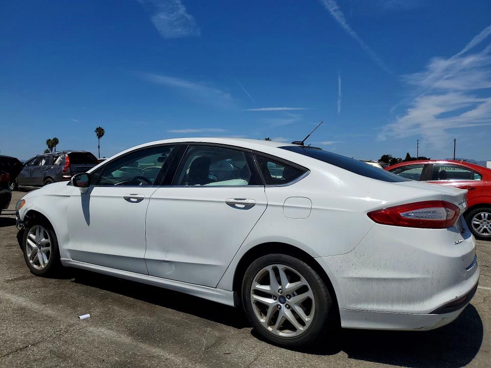 Photo 2 from auction – 2014 FORD FUSION with VIN 3FA6P0H73ER292487