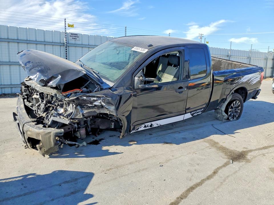 NISSAN TITAN 2012 с VIN 1N6AA0CCXCN330420 - Снимка от търг
