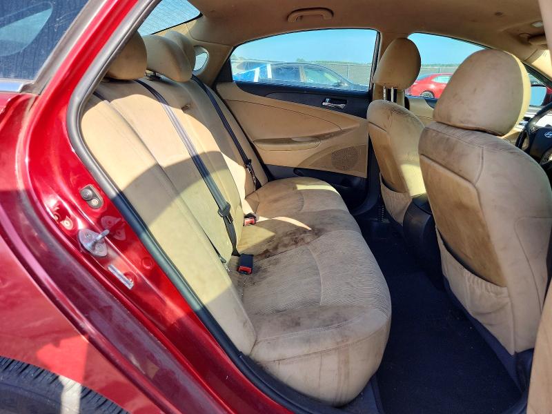 Photo 10 from auction – 2011 HYUNDAI SONATA with VIN 5NPEB4AC1BH117799