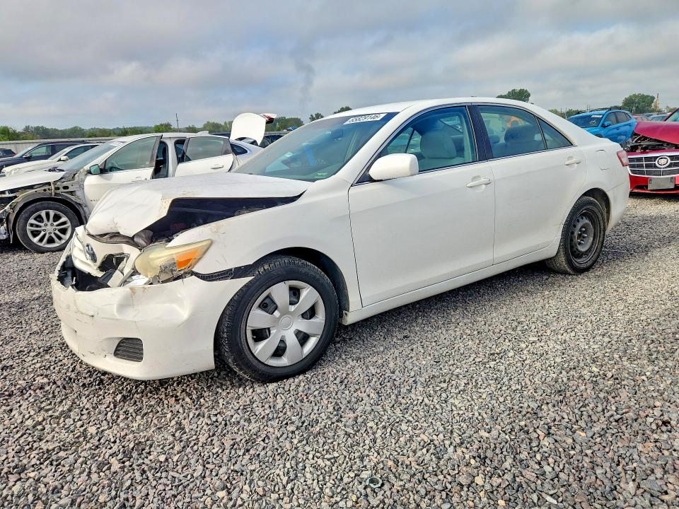 2010 TOYOTA CAMRY - Търг №65829146