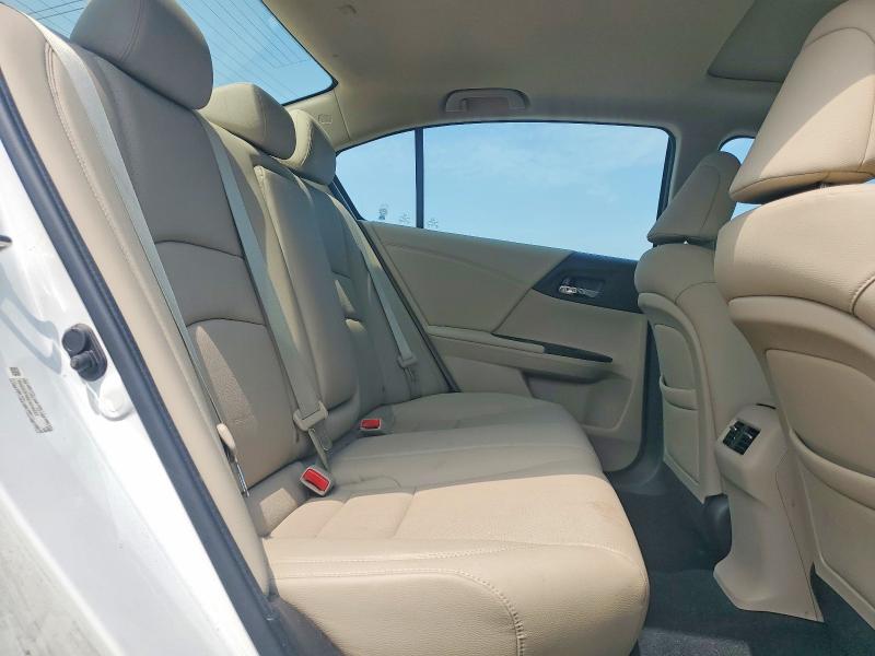 Photo 10 from auction – 2014 HONDA ACCORD with VIN 1HGCR3F88EA012627