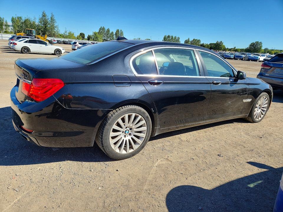 Photo 3 from auction – 2009 BMW 750 with VIN WBAKB83599CY57208