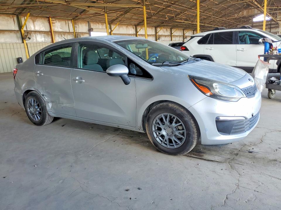 Photo 4 from auction – 2017 KIA RIO with VIN KNADM4A38H6025983