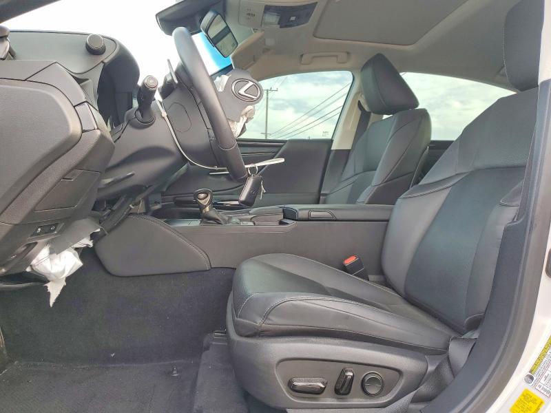 Photo 7 from auction – 2022 LEXUS ES 300H with VIN 58ACA1C17NU015460