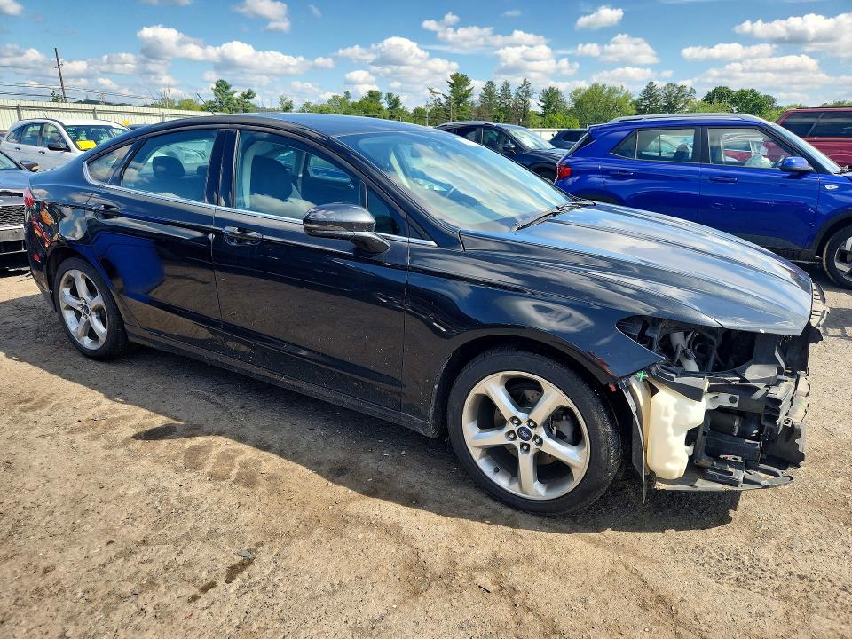 Photo 4 from auction – 2014 FORD FUSION with VIN 3FA6P0HR7ER238627