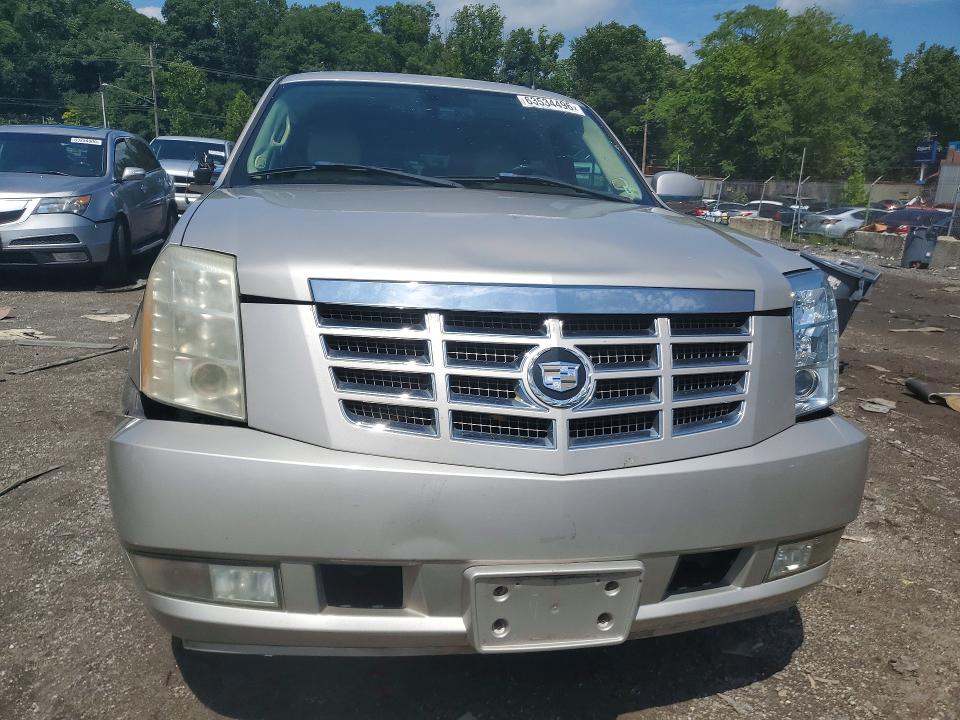 Photo 5 from auction – 2007 CADILLAC ESCALADE with VIN 1GYFK63897R302220