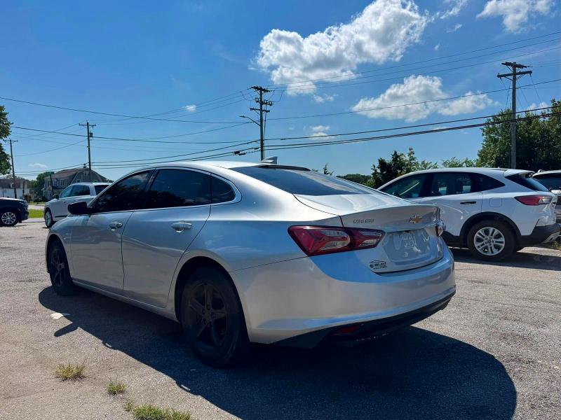 Photo 3 from auction – 2022 CHEVROLET MALIBU with VIN 1G1ZD5ST5NF151512