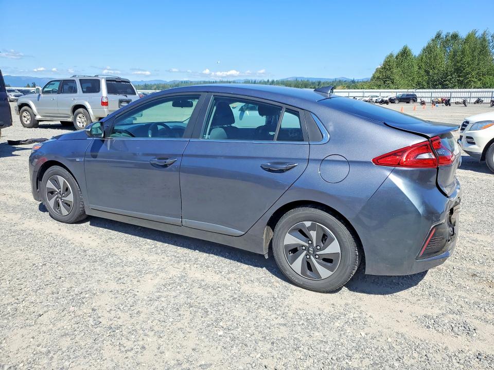 Photo 2 from auction – 2017 HYUNDAI IONIQ with VIN KMHC75LC1HU035593