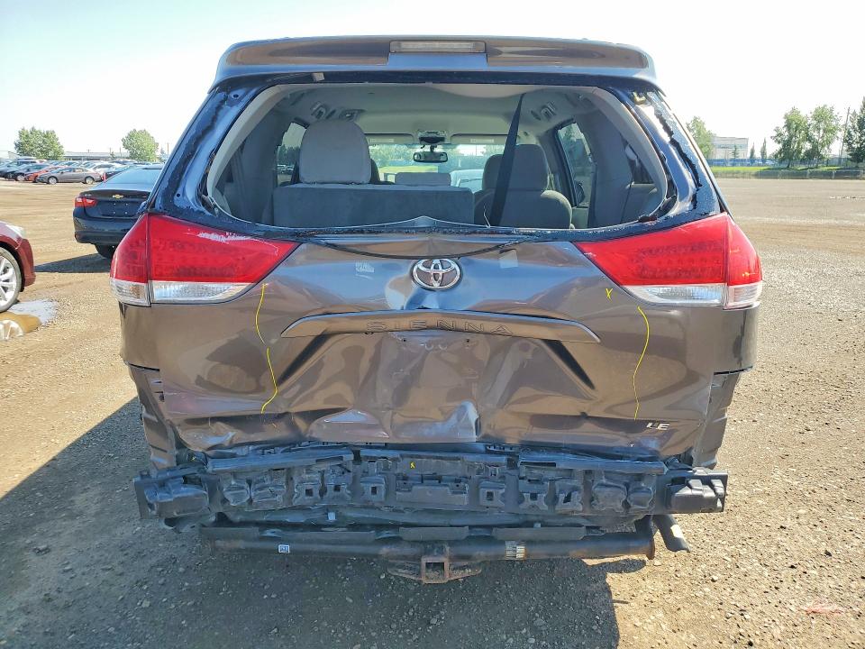 Photo 6 from auction – 2013 TOYOTA SIENNA with VIN 5TDKK3DC1DS366559