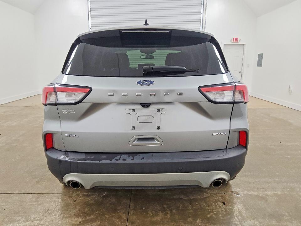 Photo 6 from auction – 2021 FORD ESCAPE with VIN 1FMCU9H62MUA65859