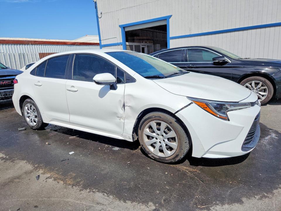 Photo 4 from auction – 2024 TOYOTA COROLLA with VIN 5YFB4MDEXRP116965