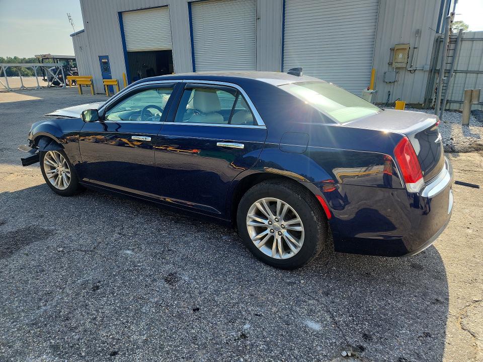 Photo 2 from auction – 2016 CHRYSLER 300 with VIN 2C3CCAAG6GH295797