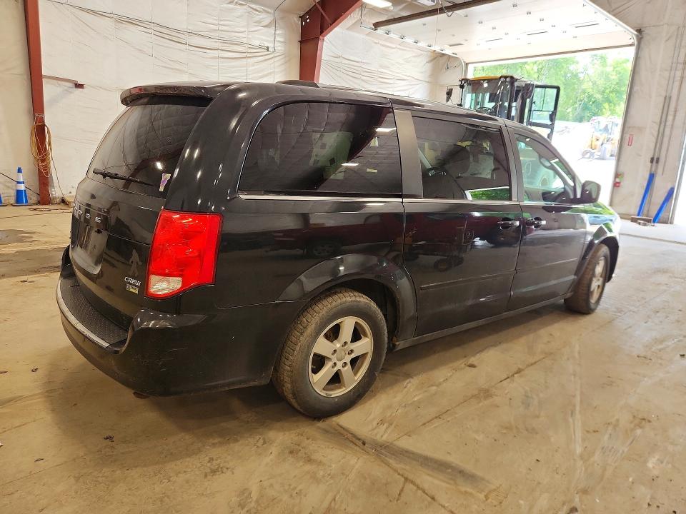 Photo 3 from auction – 2011 DODGE GRAND CARAVAN with VIN 2D4RN5DGXBR643173